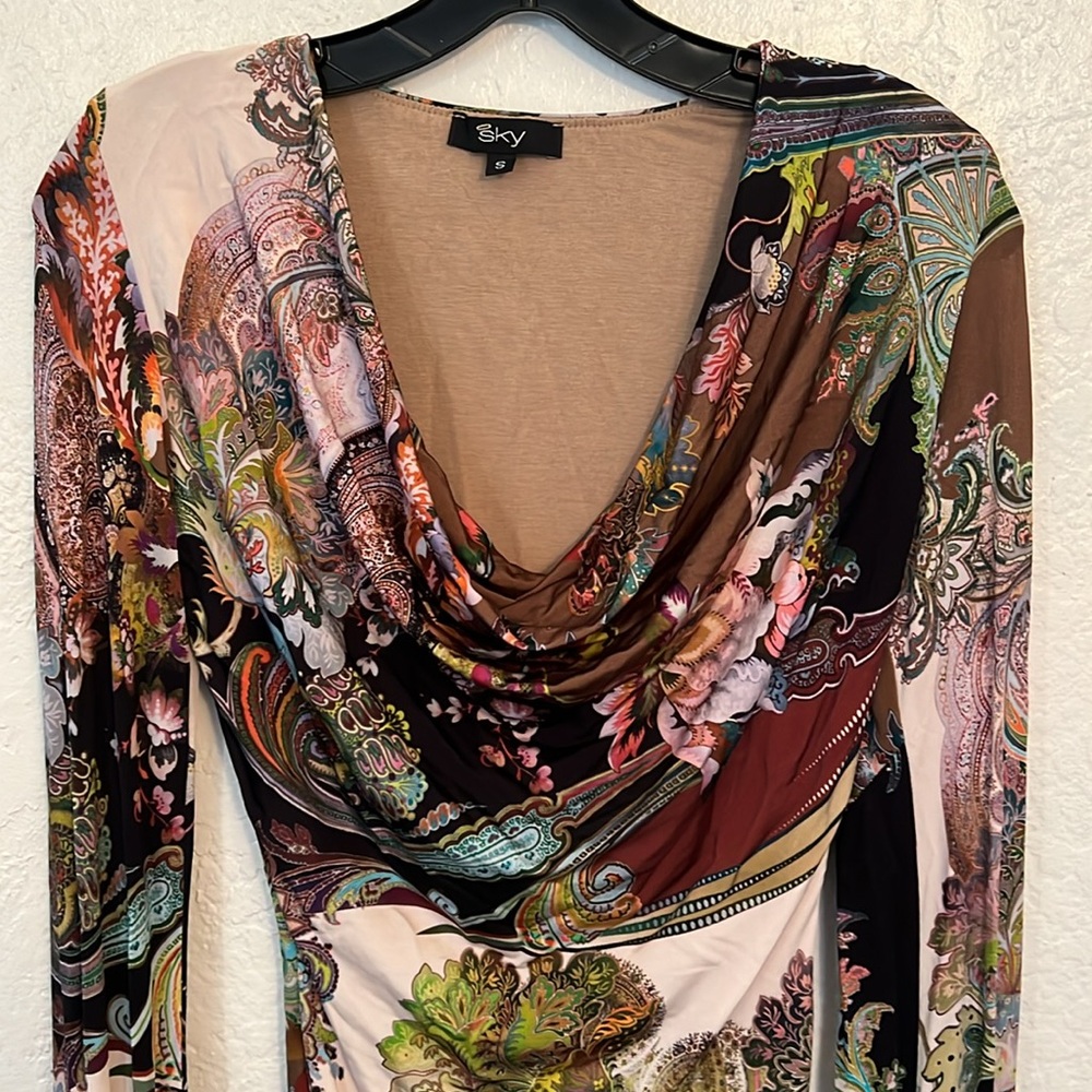 VINTAGE By Sky multi color dress with Gold cuffs - Picture 2 of 7